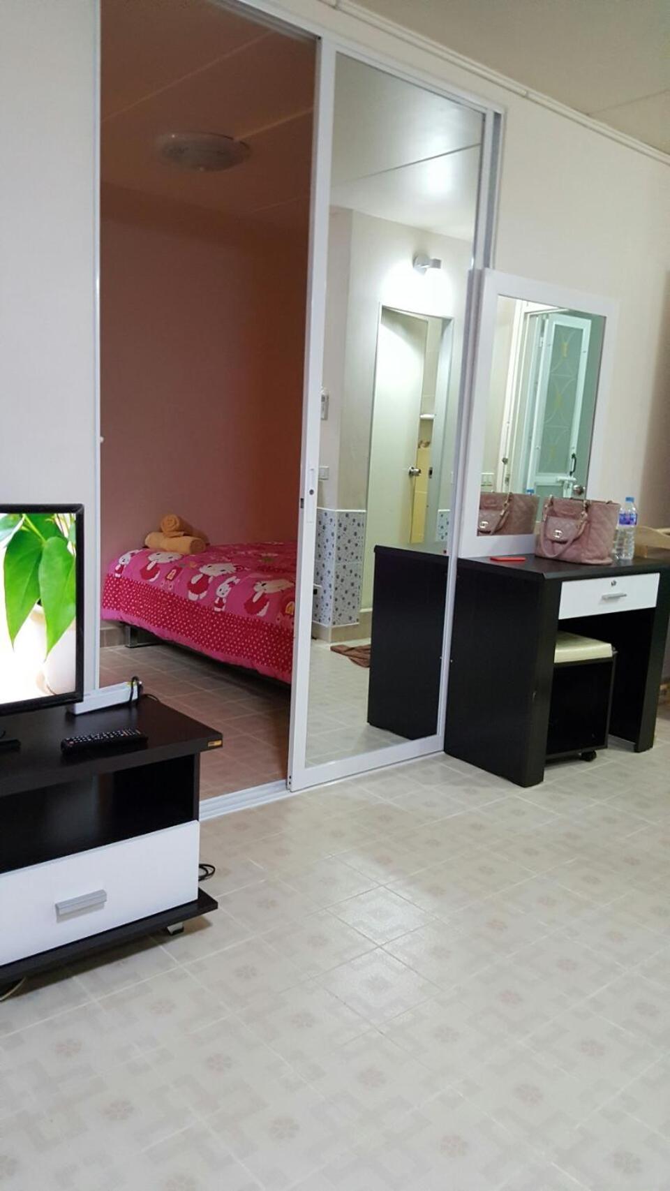 Smart Residence@Muengthongthani Пак Крет Екстериор снимка