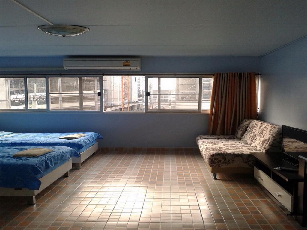 Smart Residence@Muengthongthani Пак Крет Екстериор снимка