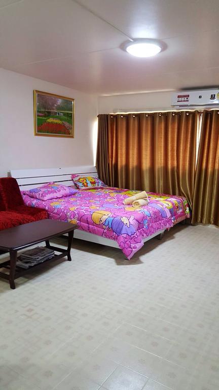 Smart Residence@Muengthongthani Пак Крет Екстериор снимка