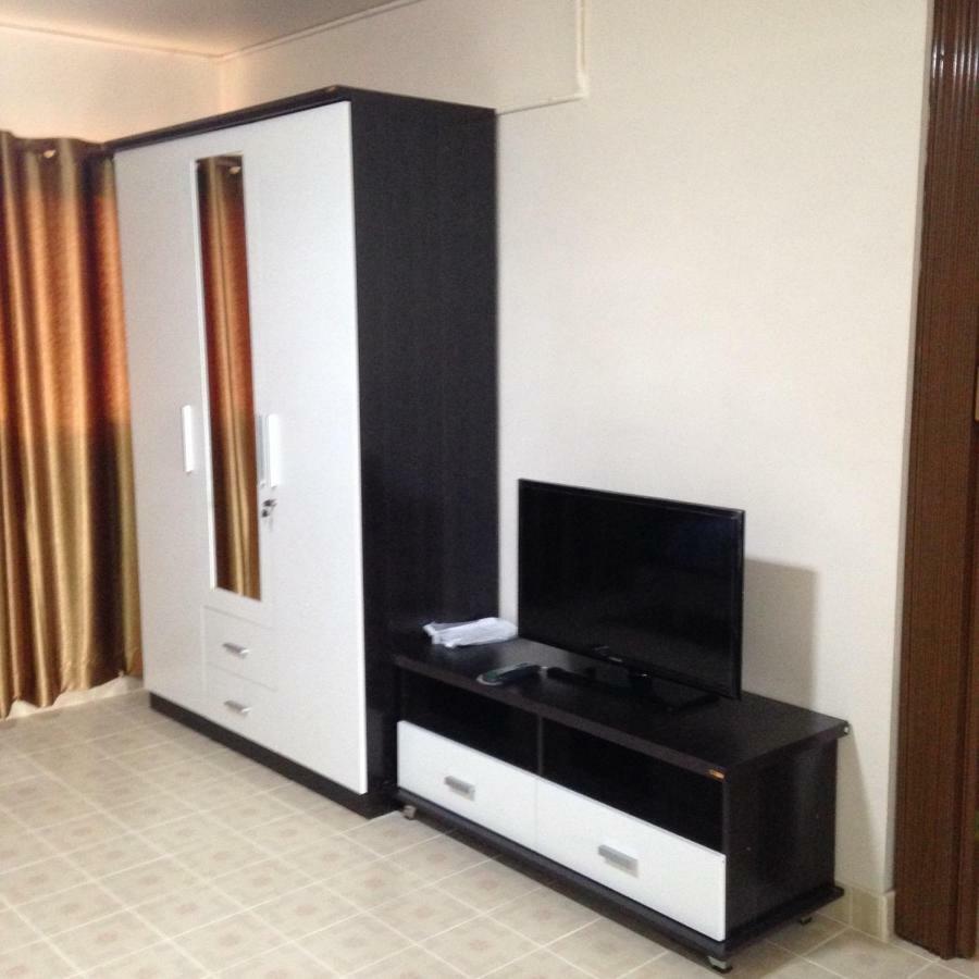 Smart Residence@Muengthongthani Пак Крет Екстериор снимка
