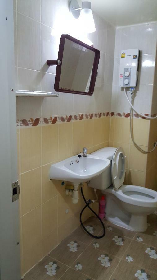 Smart Residence@Muengthongthani Пак Крет Екстериор снимка