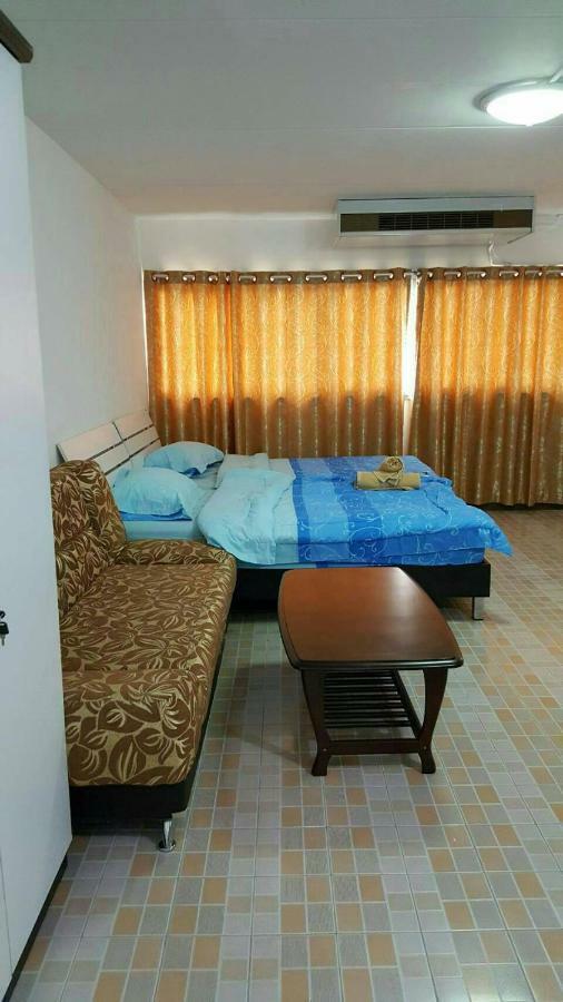 Smart Residence@Muengthongthani Пак Крет Екстериор снимка